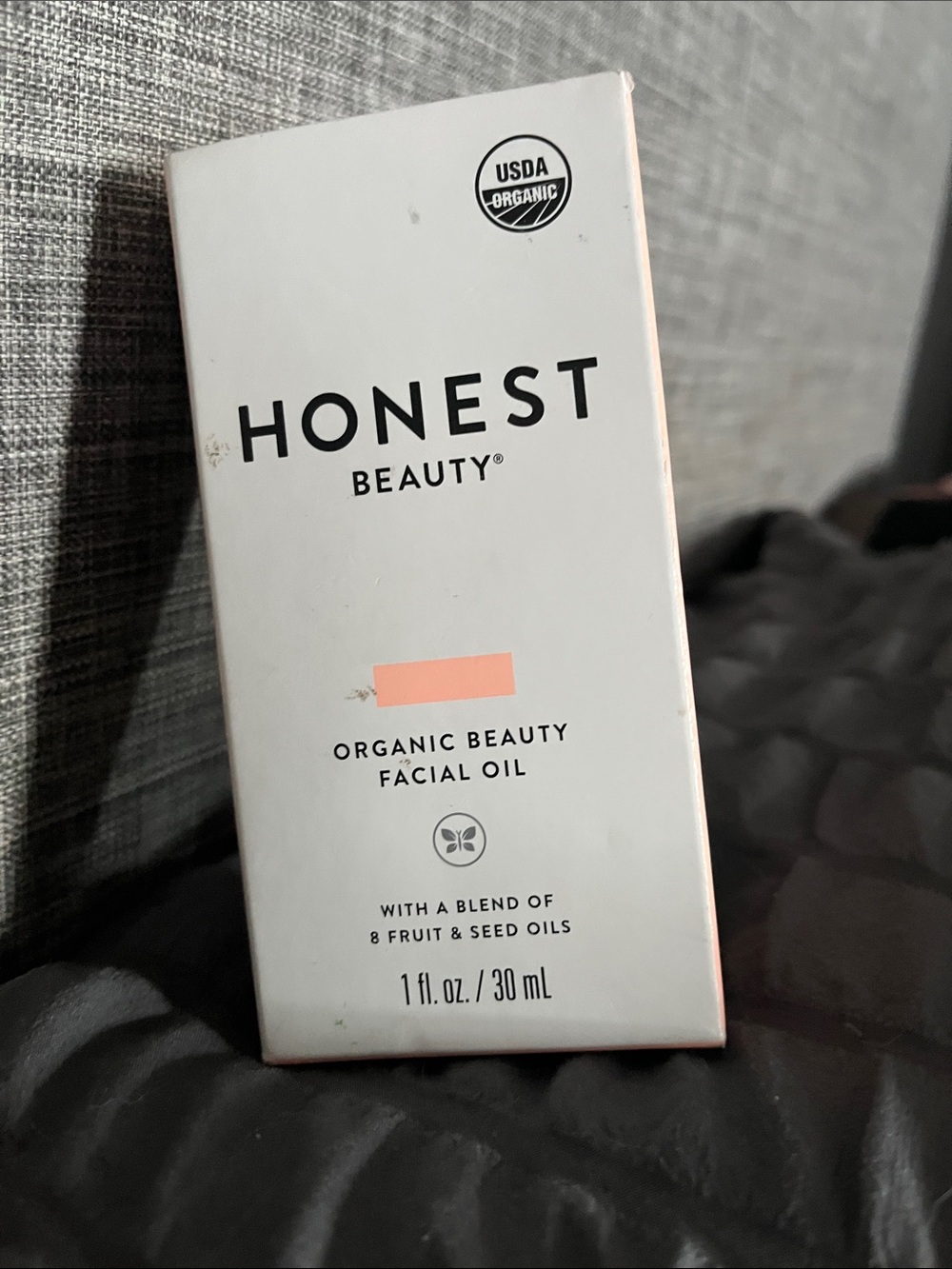 The Honest Company Facial Oil Box - White with Peach Accent